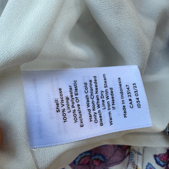 Like new Talbots Top paisley Blouse Shirt Size S - Picture 8 of 8